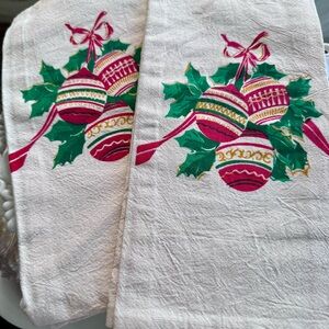 NIP! Vintage Reproduction 🎄 Christmas Ornaments Cotton Tea Towels Pair